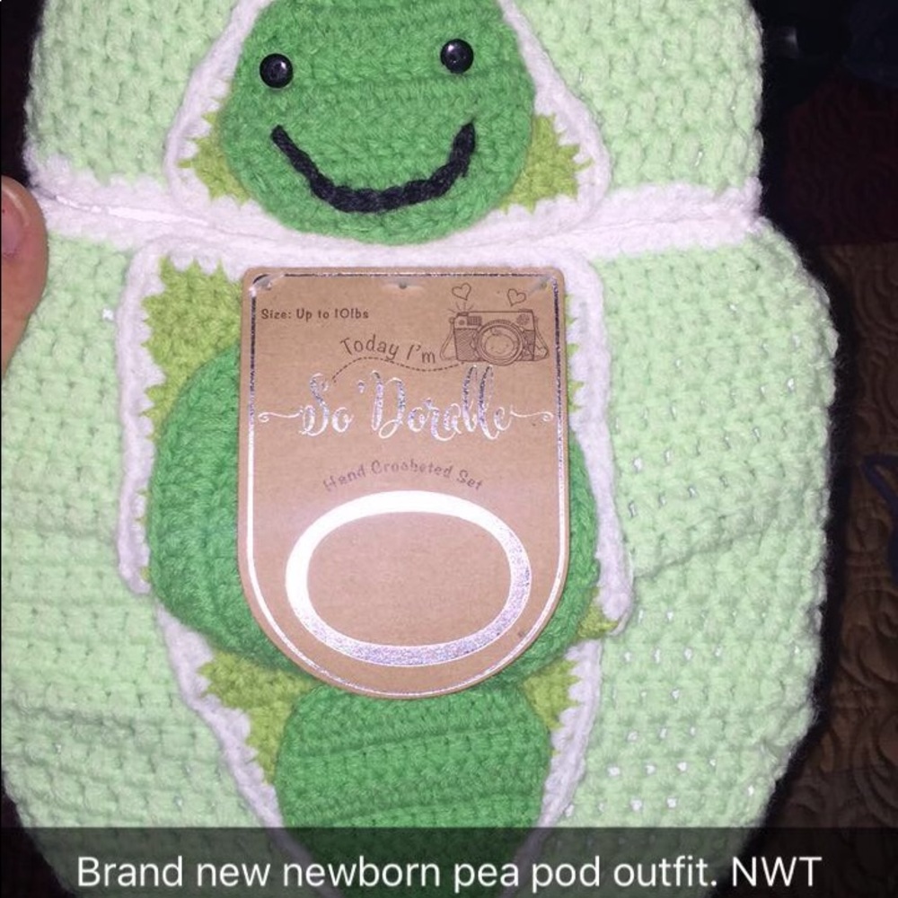 Pea pod new norm photoshoot outfit NWT - Picture 1 of 2
